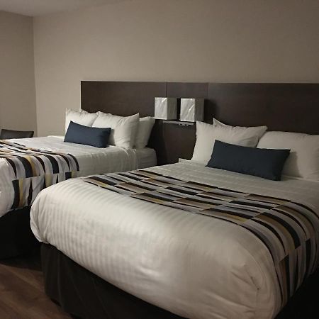Auberge La Diligence Dolbeau-Mistassini Eksteriør billede